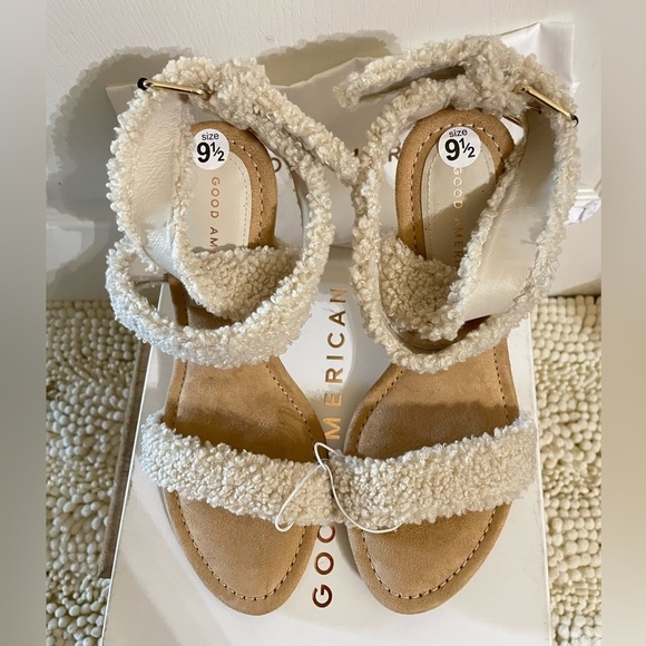 GOOD AMERICAN Faux Shearling Ankle Strap Sandals - Picture 5 of 15